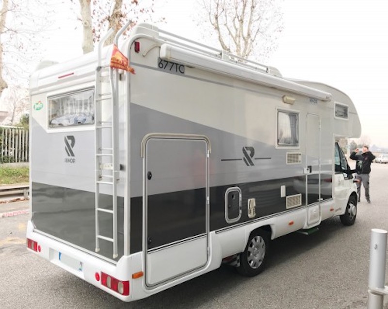 Camper Ford